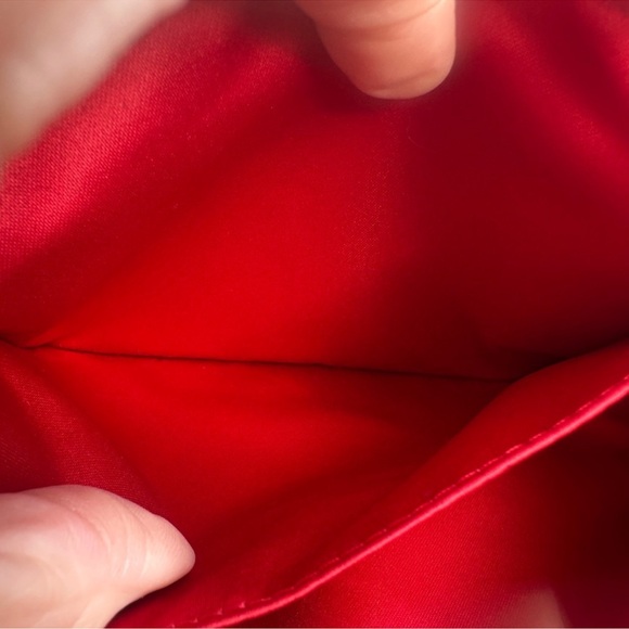 Fendi Red Satin Clutch with Bow Accent NWOT AUTHENTIC!!  Super cute - Picture 5 of 7